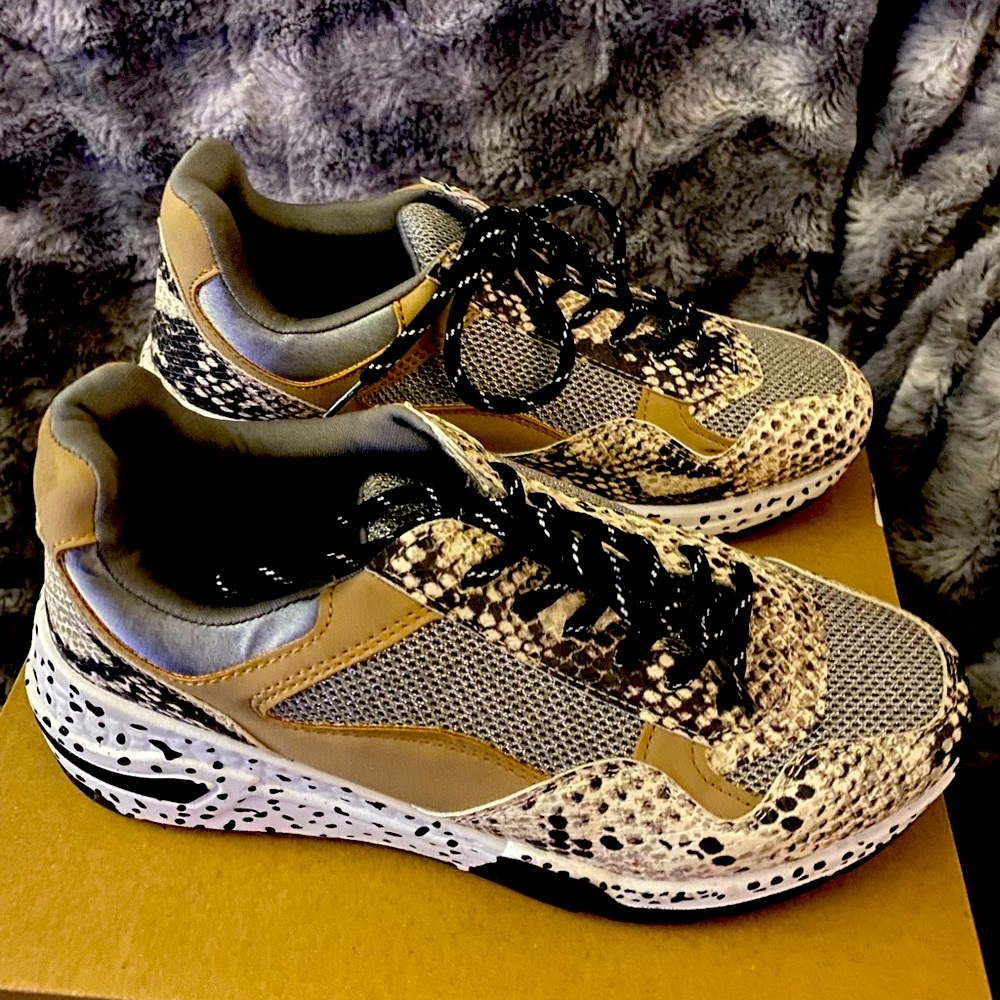 Steve Madden fashion platform sneakers